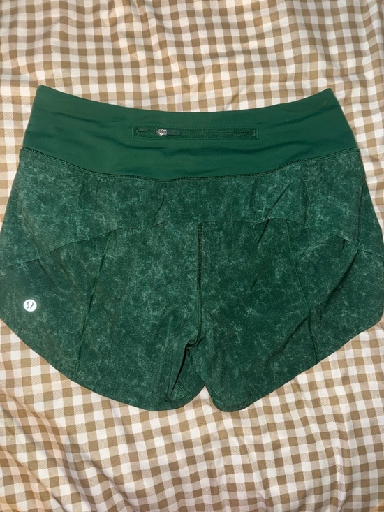lululemon athletica Pants - lululemon Speed Up Mid-Rise Lined Short 4".
